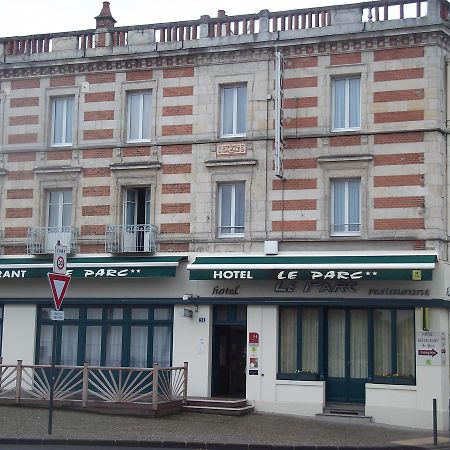 Hotel Restaurant Le Parc Мулин Екстериор снимка