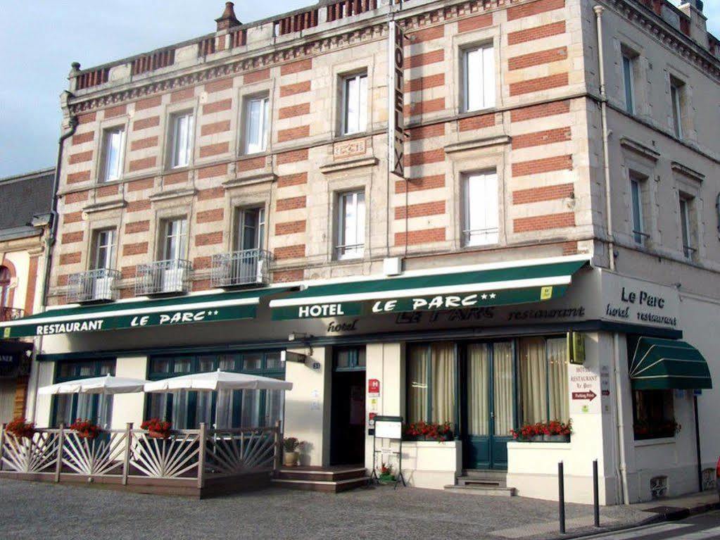 Hotel Restaurant Le Parc Мулин Екстериор снимка