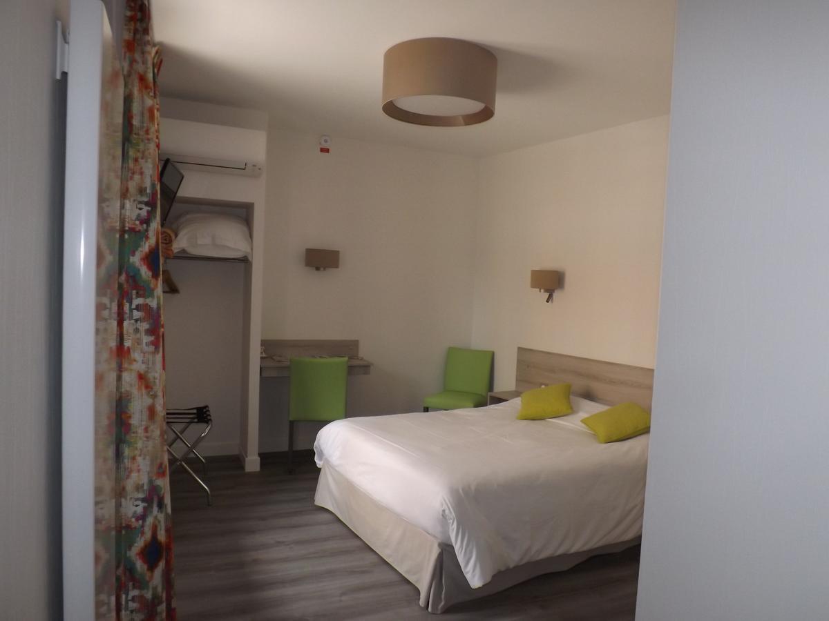 Hotel Restaurant Le Parc Мулин Екстериор снимка